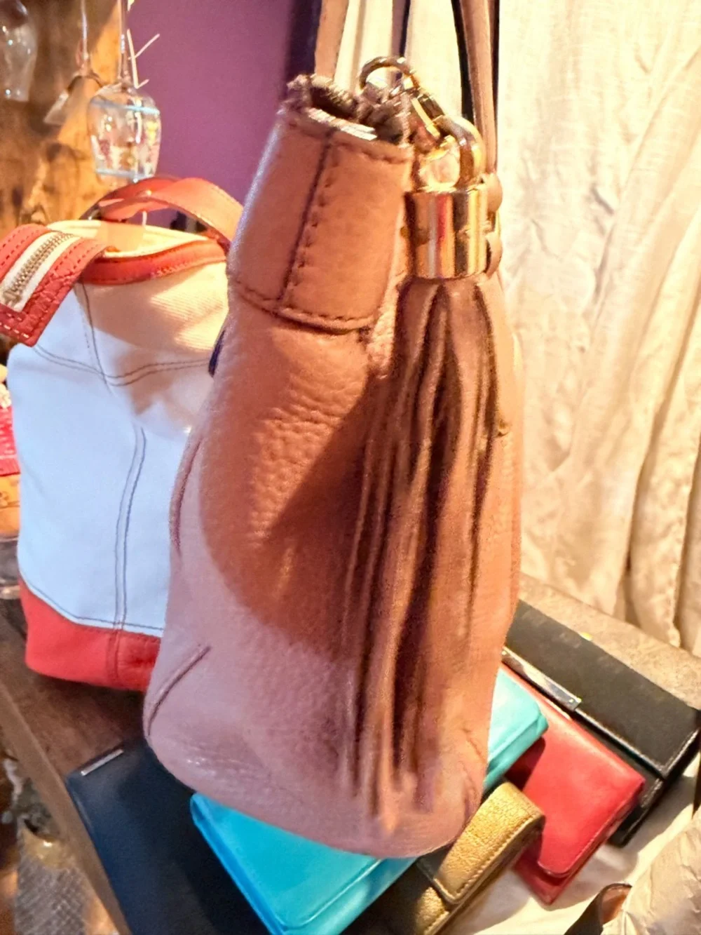 Gucci Blush Pink Pebbled Leather Tote with Tassel - Picture 2 of 10